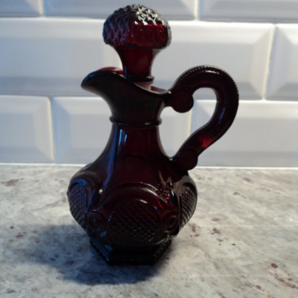 Avon Cape Cod ruby red glass cruet - Picture 1 of 3